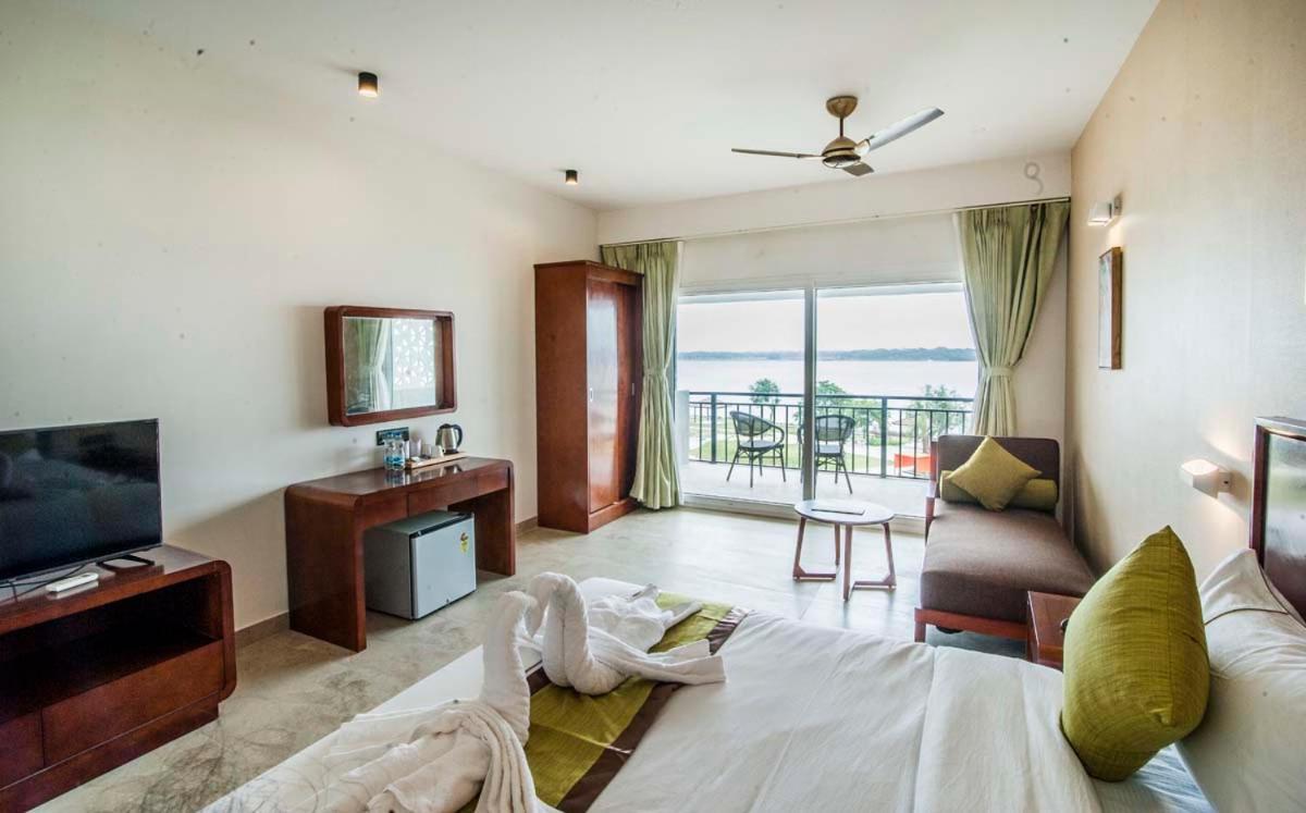 Hotel Sonar Bangla Taki Hasnabad Extérieur photo