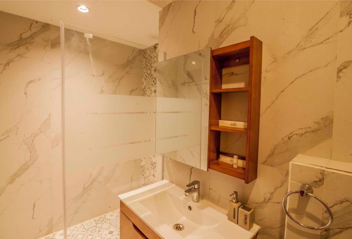 Hotel Sonar Bangla Taki Hasnabad Extérieur photo